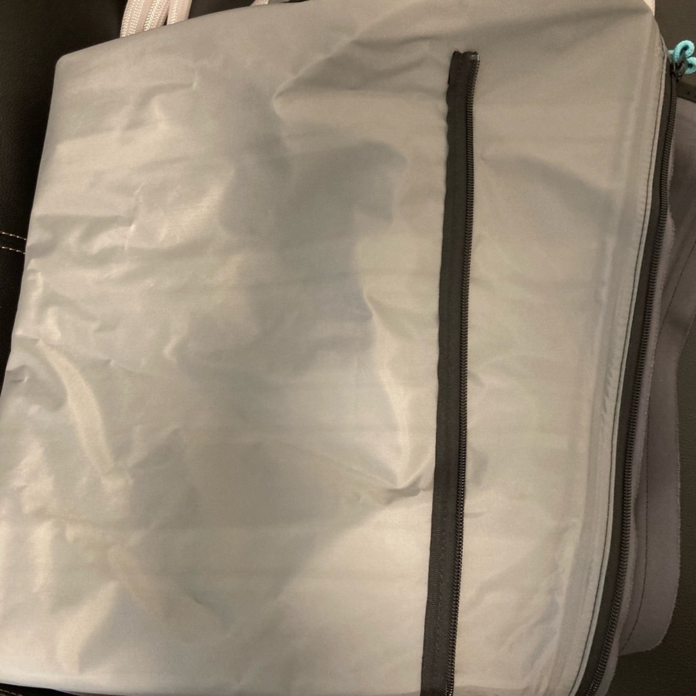 Gray Travel Bag with Zipper